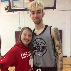 Meet your Posher, Kobe